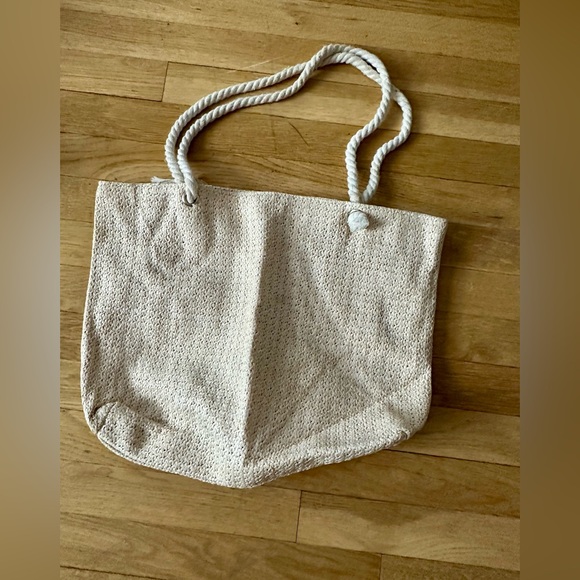 Elegant‎ Cream Tote Bag - Picture 1 of 6
